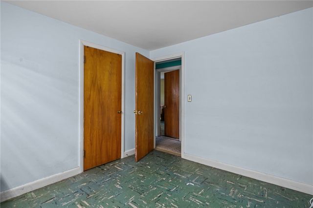 44 capron Drive, Warwick, RI 02886