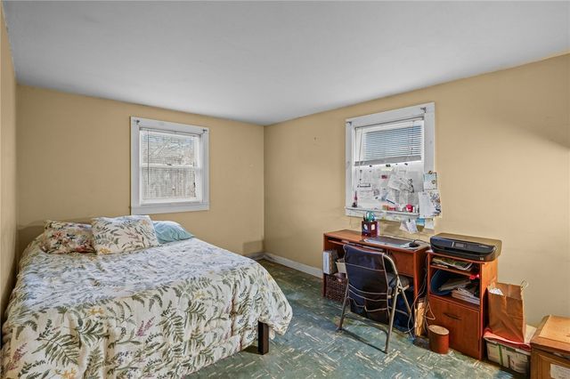 44 capron Drive, Warwick, RI 02886