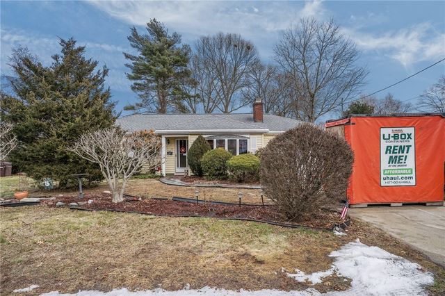 44 capron Drive, Warwick, RI 02886