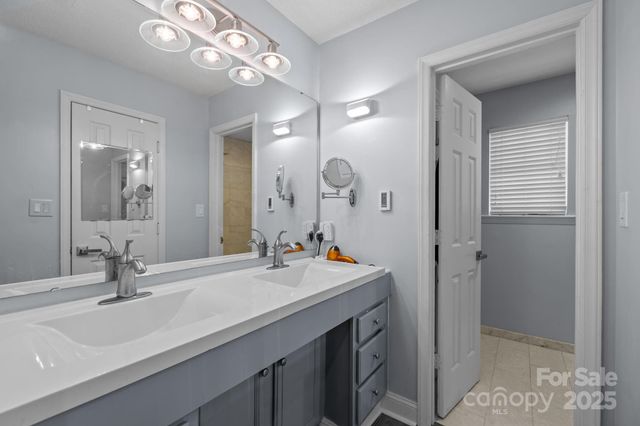 3701 Sandberry Drive, Waxhaw, NC 28173