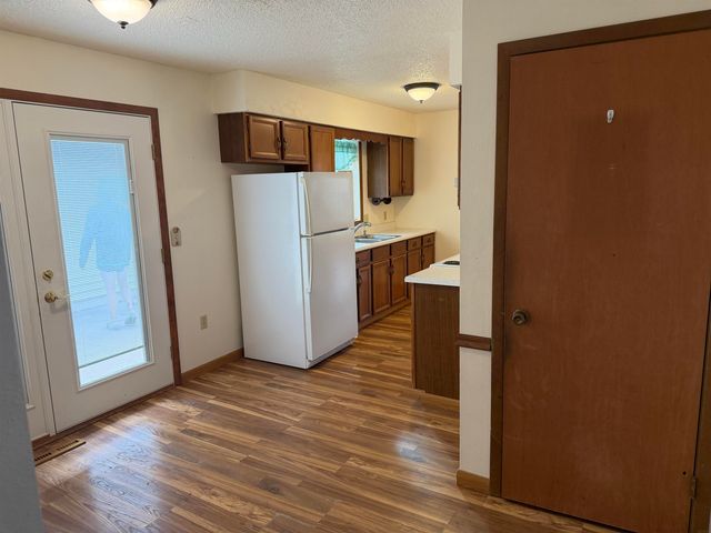 1200 NE 6th Avenue, Independence, IA 50644