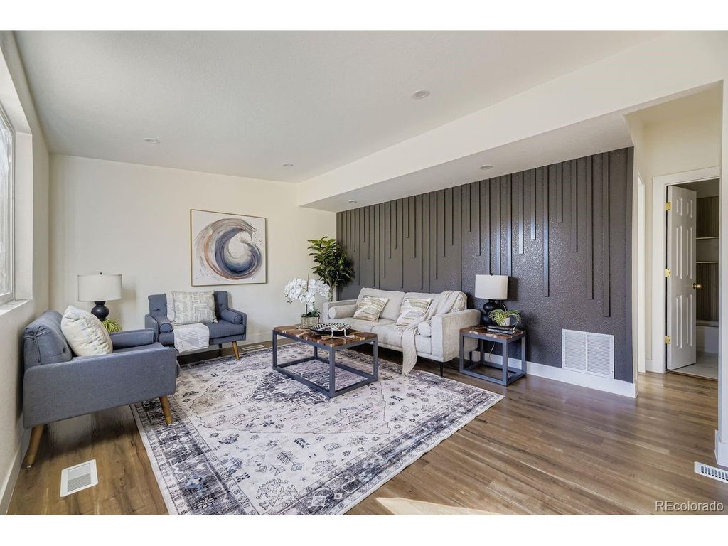 634 S Hazel St, Denver, CO 80219