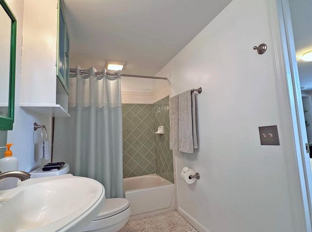 525 NE 27th Street, Wilton Manors, FL 33334