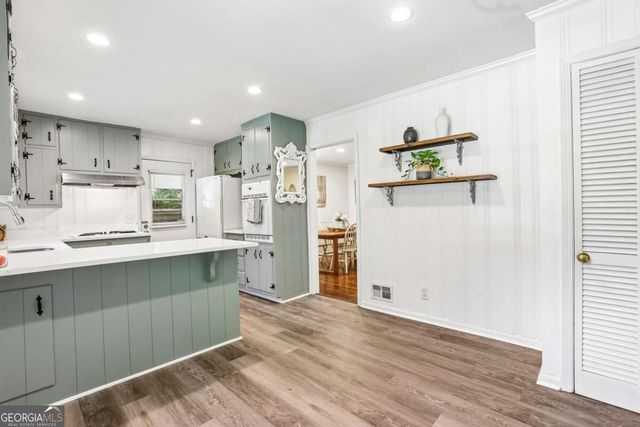 4372 Ashwoody Trail NE, Atlanta, GA 30319