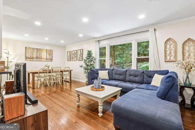4372 Ashwoody Trail NE, Atlanta, GA 30319