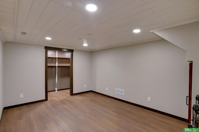 650 S 55 Street, Lincoln, NE 68510