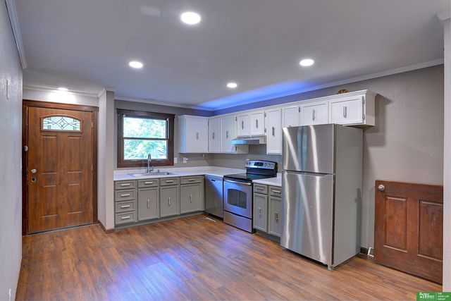 650 S 55 Street, Lincoln, NE 68510
