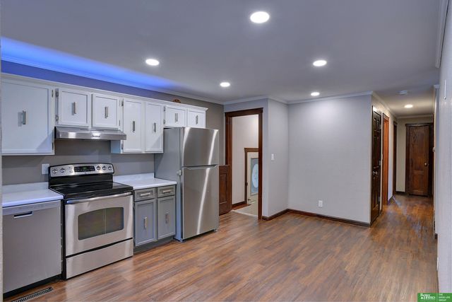 650 S 55 Street, Lincoln, NE 68510