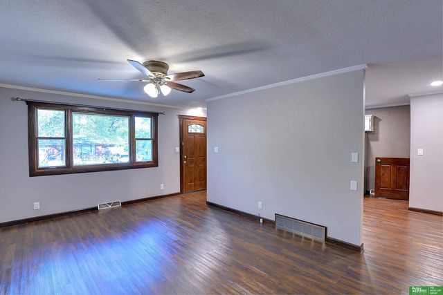 650 S 55 Street, Lincoln, NE 68510