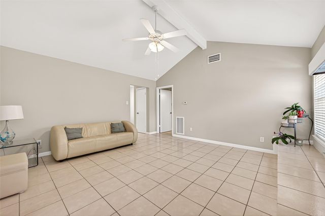 9011 Roos Road, Houston, TX 77036