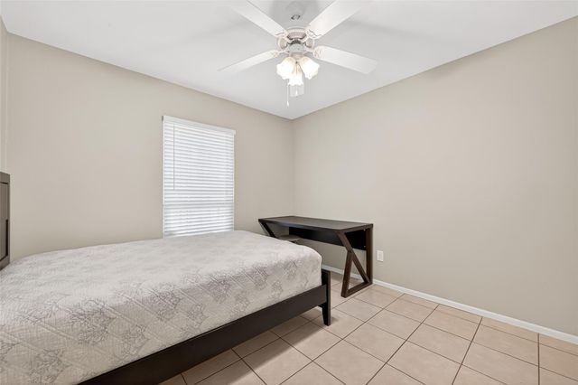 9011 Roos Road, Houston, TX 77036