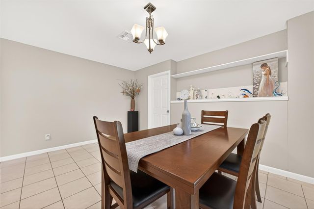 9011 Roos Road, Houston, TX 77036