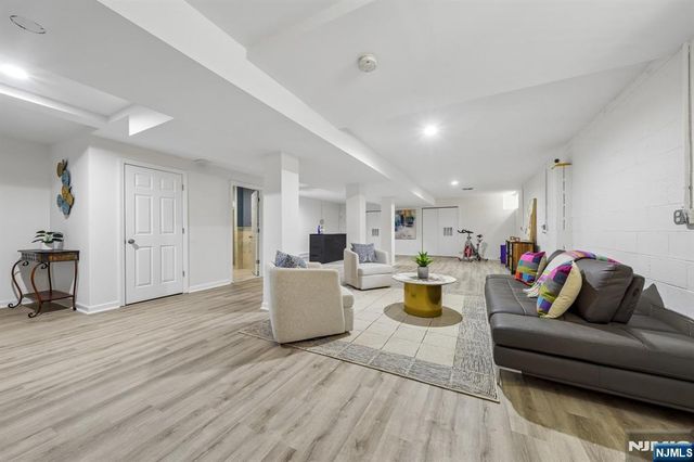 1627 Broad Street, Bloomfield, NJ 07003