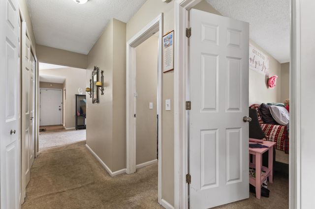 1007 11th Avenue S 8, Hopkins, MN 55343