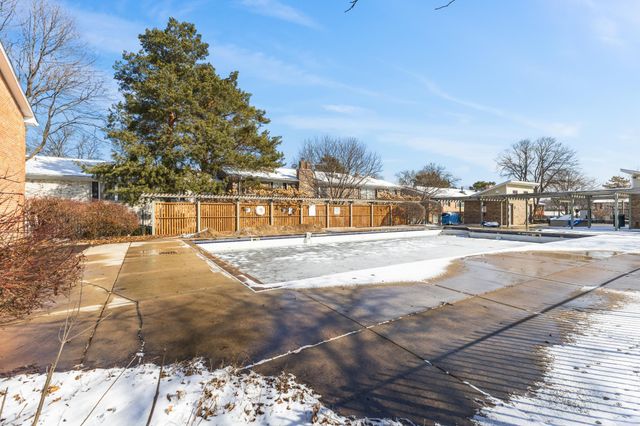 1007 11th Avenue S 8, Hopkins, MN 55343