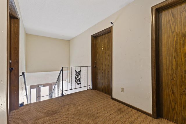 1007 11th Avenue S 8, Hopkins, MN 55343