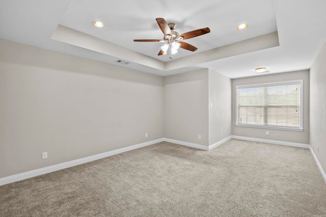 221 Prospect Park Circle, Bryant, AR 72022