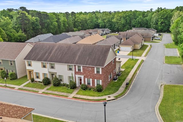 221 Prospect Park Circle, Bryant, AR 72022