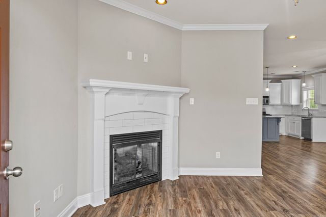 221 Prospect Park Circle, Bryant, AR 72022
