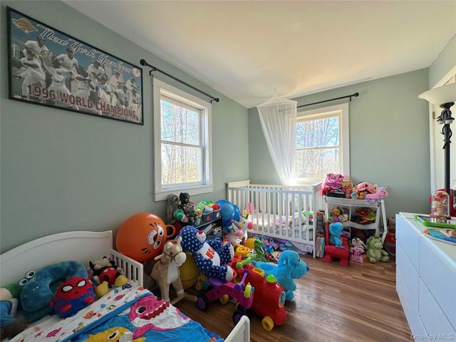 15 Cook Lane, Gardiner, NY 12525