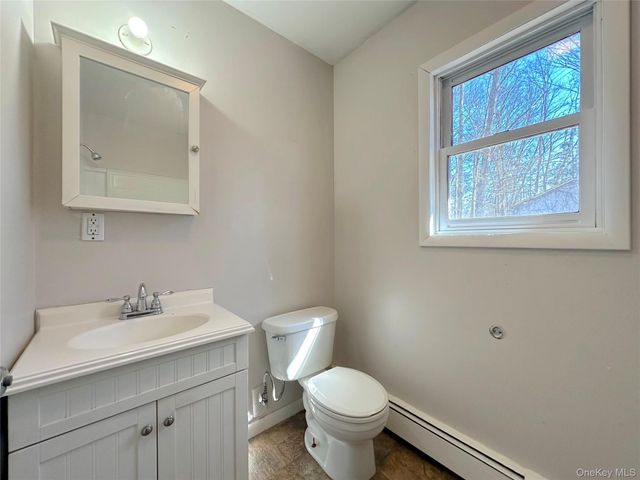 15 Cook Lane, Gardiner, NY 12525