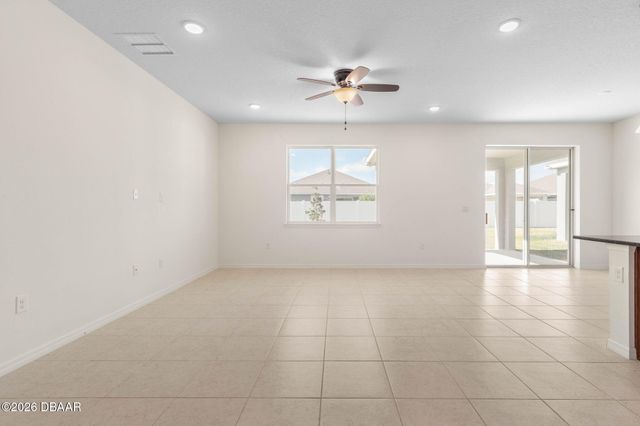 3 Oakleaf Way, Palm Coast, FL 32137