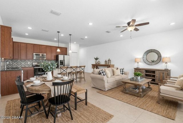 3 Oakleaf Way, Palm Coast, FL 32137