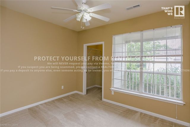 4261 NE Meadowcreek Circle 105, Fayetteville, AR 72703