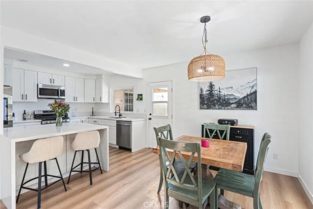 5651 Magnolia Avenue, Rialto, CA 92377