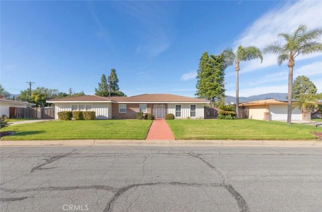 5651 Magnolia Avenue, Rialto, CA 92377
