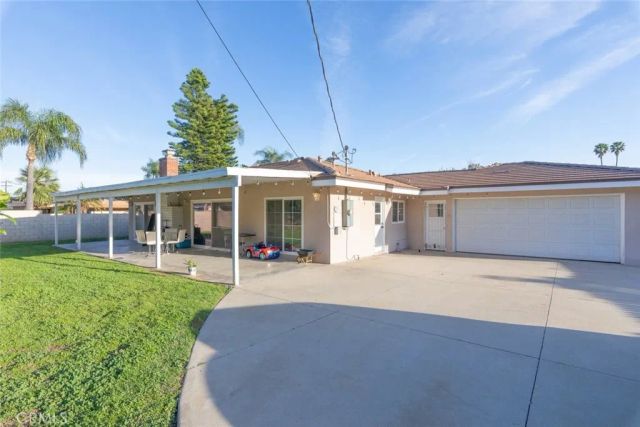 5651 Magnolia Avenue, Rialto, CA 92377