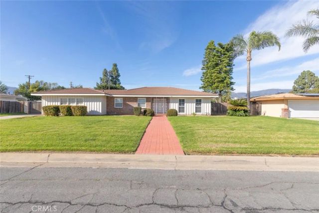 5651 Magnolia Avenue, Rialto, CA 92377