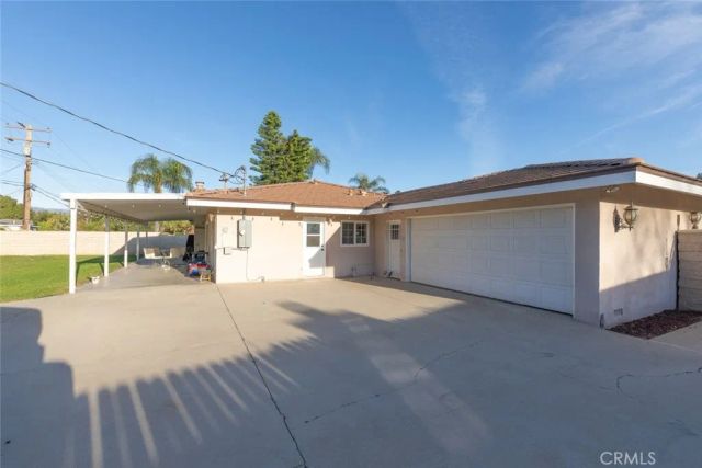 5651 Magnolia Avenue, Rialto, CA 92377
