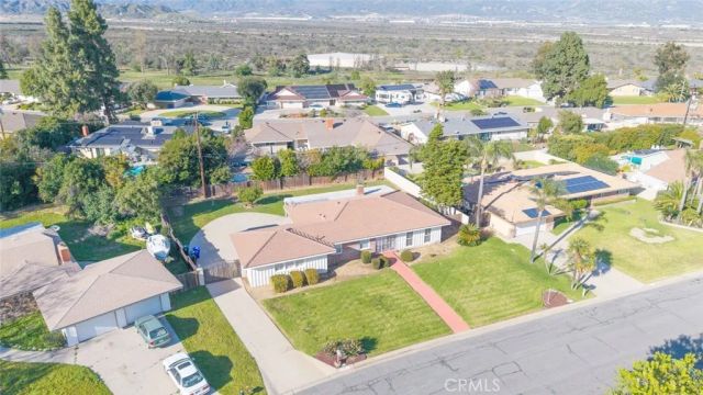 5651 Magnolia Avenue, Rialto, CA 92377