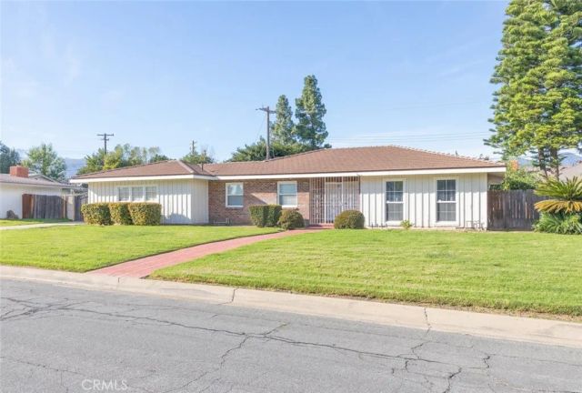 5651 Magnolia Avenue, Rialto, CA 92377