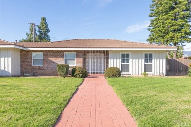 5651 Magnolia Avenue, Rialto, CA 92377