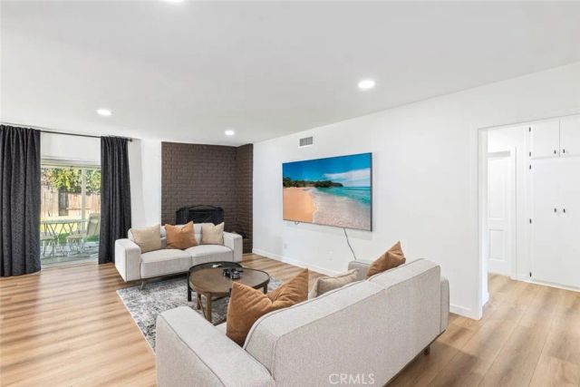 5651 Magnolia Avenue, Rialto, CA 92377