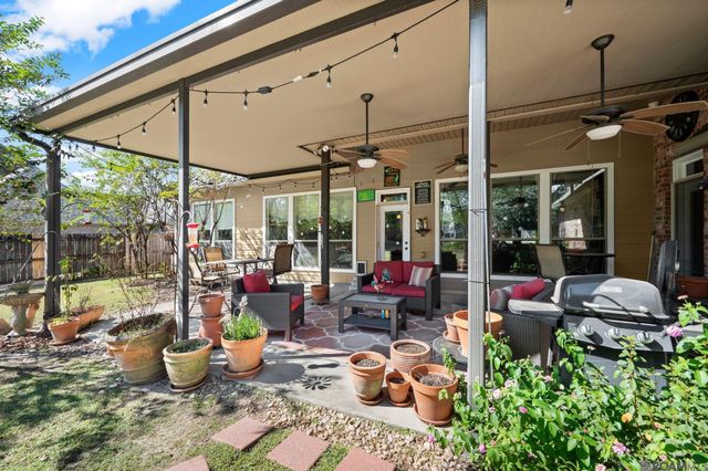 19886 Stone Hill Dr, Denham Springs, LA 70726