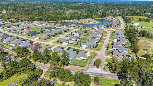 19886 Stone Hill Dr, Denham Springs, LA 70726