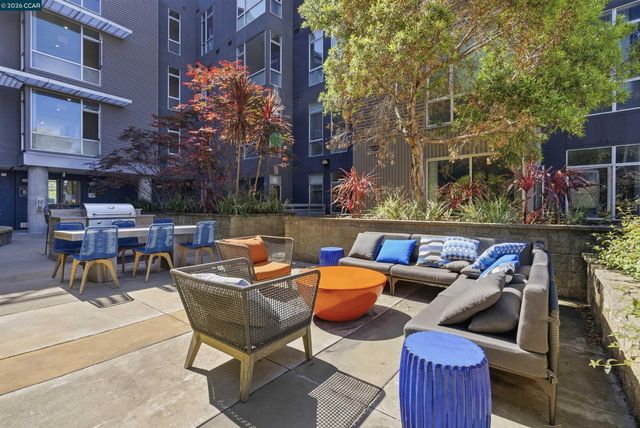 901 Jefferson St 513, Oakland, CA 94607