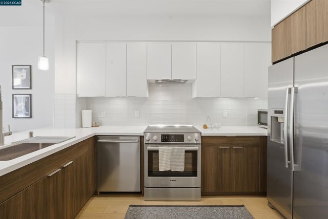 901 Jefferson St 513, Oakland, CA 94607