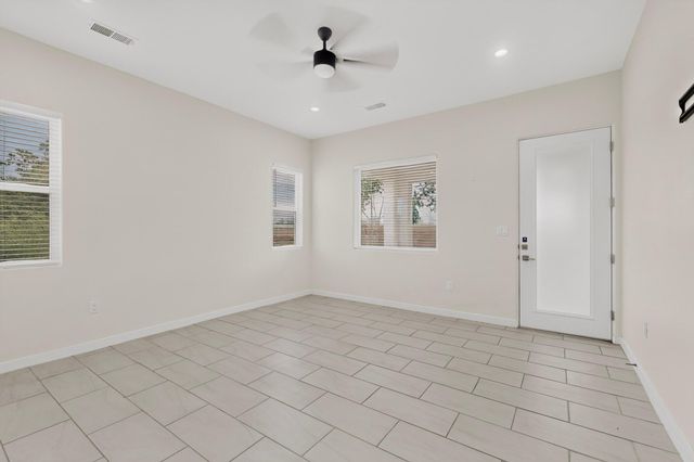 86 Rancho Pequenos Way NW, Albuquerque, NM 87107