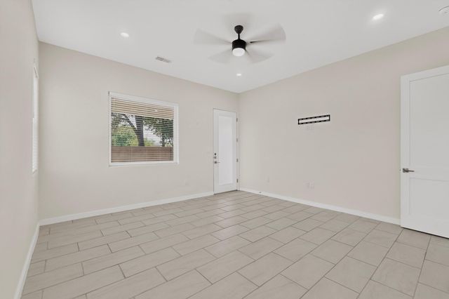 86 Rancho Pequenos Way NW, Albuquerque, NM 87107
