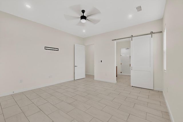 86 Rancho Pequenos Way NW, Albuquerque, NM 87107