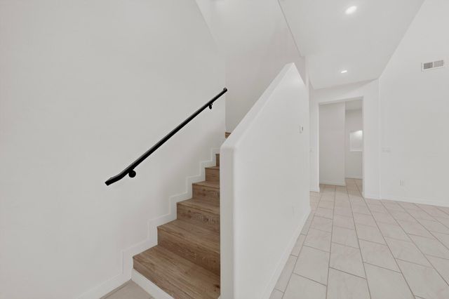 86 Rancho Pequenos Way NW, Albuquerque, NM 87107