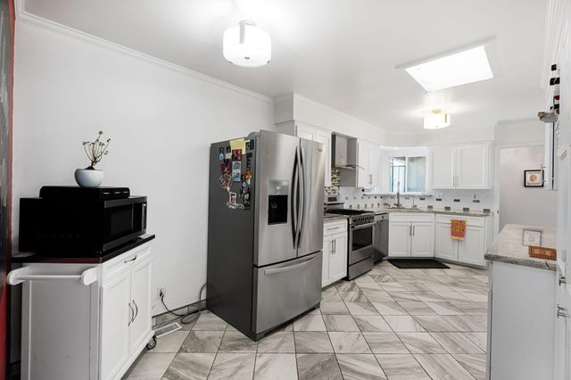 8708 Delamar Avenue NE, Albuquerque, NM 87111