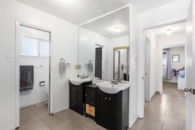 8708 Delamar Avenue NE, Albuquerque, NM 87111