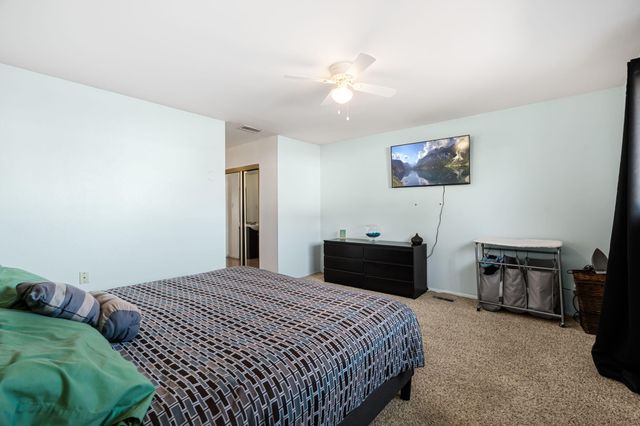 8708 Delamar Avenue NE, Albuquerque, NM 87111