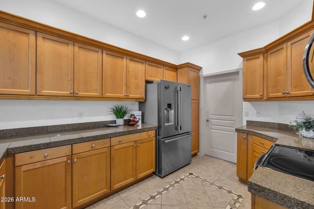 19475 N GRAYHAWK Drive 1090, Scottsdale, AZ 85255