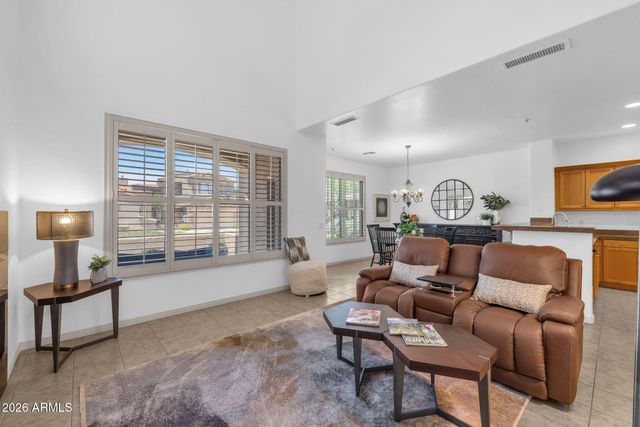 19475 N GRAYHAWK Drive 1090, Scottsdale, AZ 85255